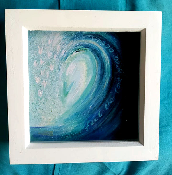 Feel the love of the ocean-  min art gift